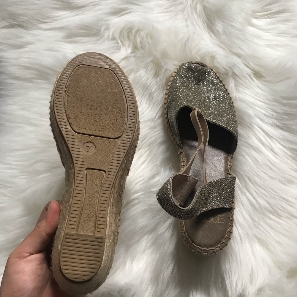 Espadrilles - Picture 4 of 4